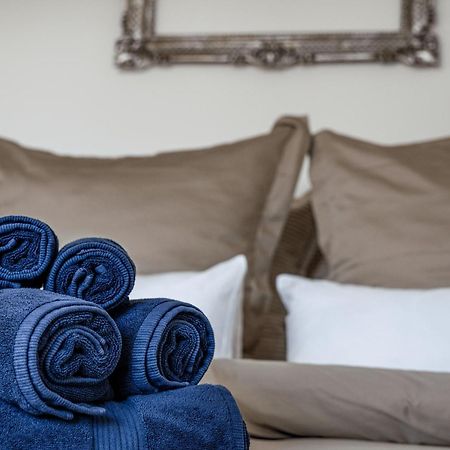 Excellence Deluxe Suite Mit Balkon & Stadtblick - Zentral An Der Messe 에센 외부 사진